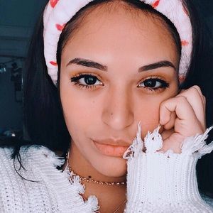 Meet your Posher, Jess